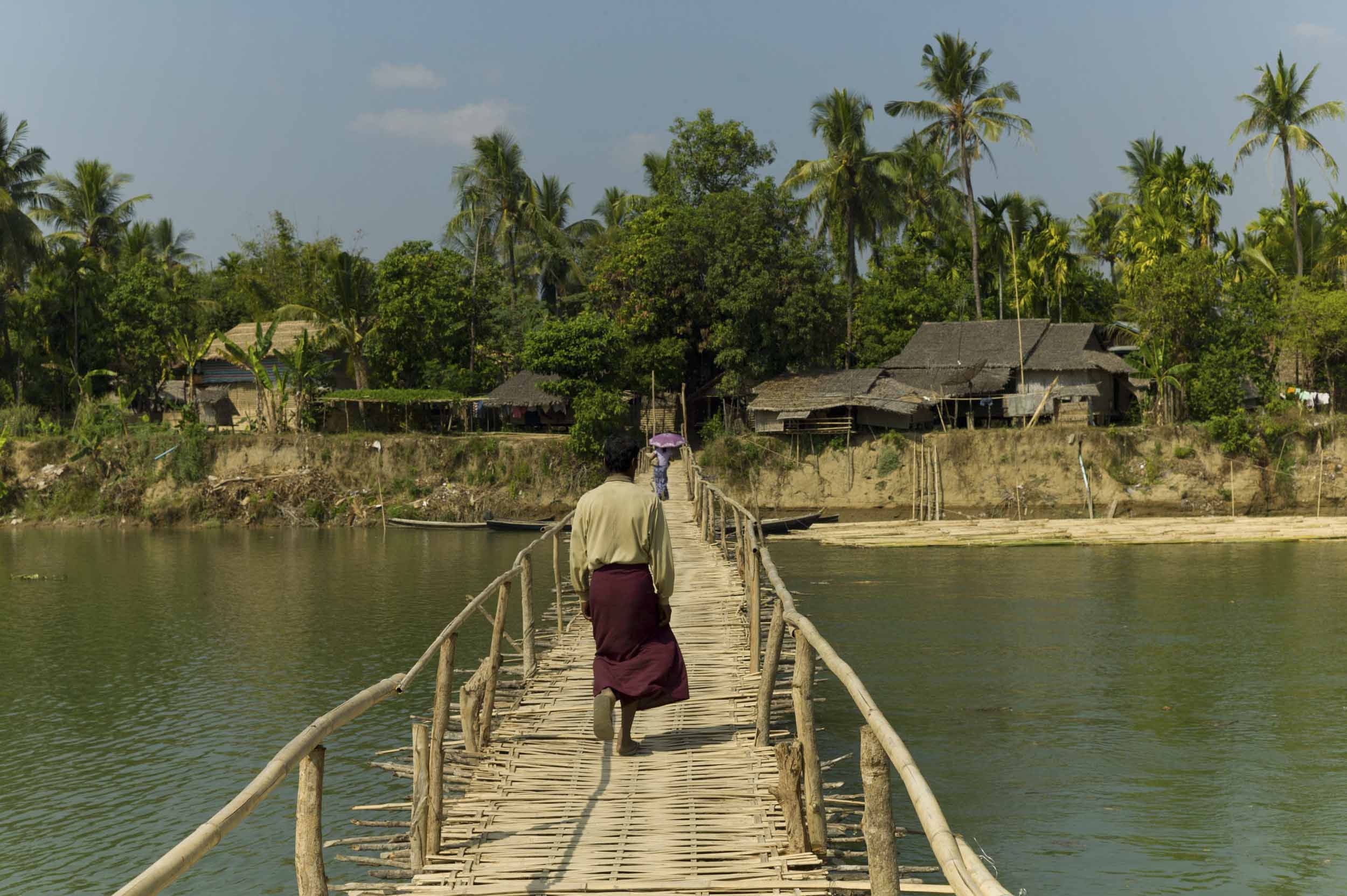 A bamboo bridge crossing in Taunggok, 2012